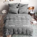 Как выбрать идеальный комплект постельного белья: секреты комфорта и стиля